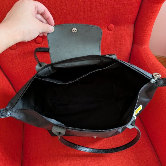 Longchamp x Pokemon Detective Pikachu Le Pliage Tote (read description) - Picture 4 of 7